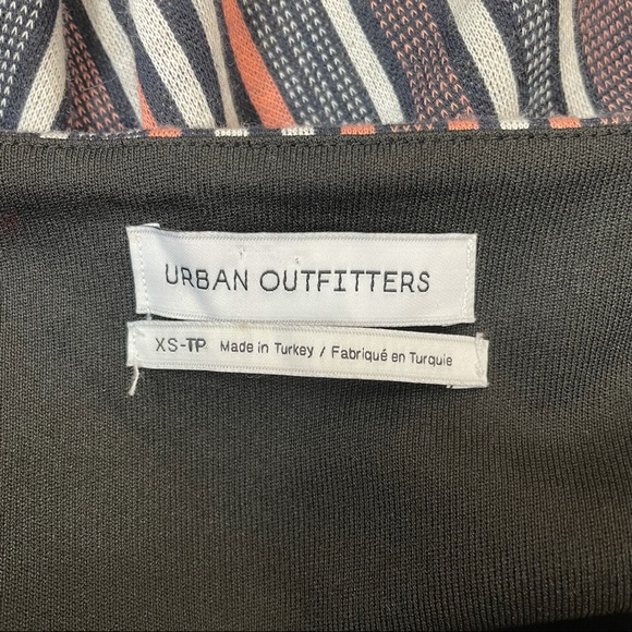 Urban Outfitters Stripe Knit Sleeveless Dress - Picture 4 of 7